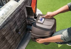 Intex Pure Spa Greystone Deluxe Opblaasbare Spa - 4 Persoons 7 Intex Pure Spa Greystone Deluxe Opblaasbare Spa - 4 Persoons -Bestway Verkoop 28450 inuse1 2022 300