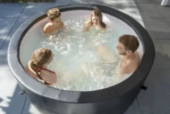 EXIT TOYS EXIT Leather Premium Opbouw Spa - 4-6 Persoons 22 EXIT TOYS EXIT Leather Premium Opbouw Spa - 4-6 Persoons -Bestway Verkoop exit leather premium 6 opblaasbare spa sfeer tuin 3